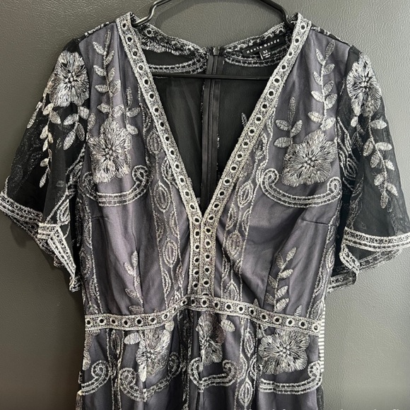 🆕️ Haute Monde Black Romper. Embroidered Lace with Underlining. Nylon/Lurex. NWT - Picture 7 of 11